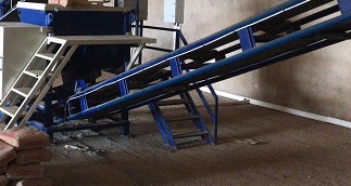 prix-machine-parpaing-semi-automatique-prix-Machine-brique 