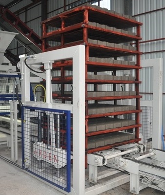 EMPİLEUR ET DÉPİLEUR DE PALETTES 