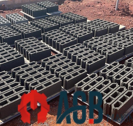 Pondeuse parpaing manuelle a vibration &eacute;lectrique production de parpaing, hourdis